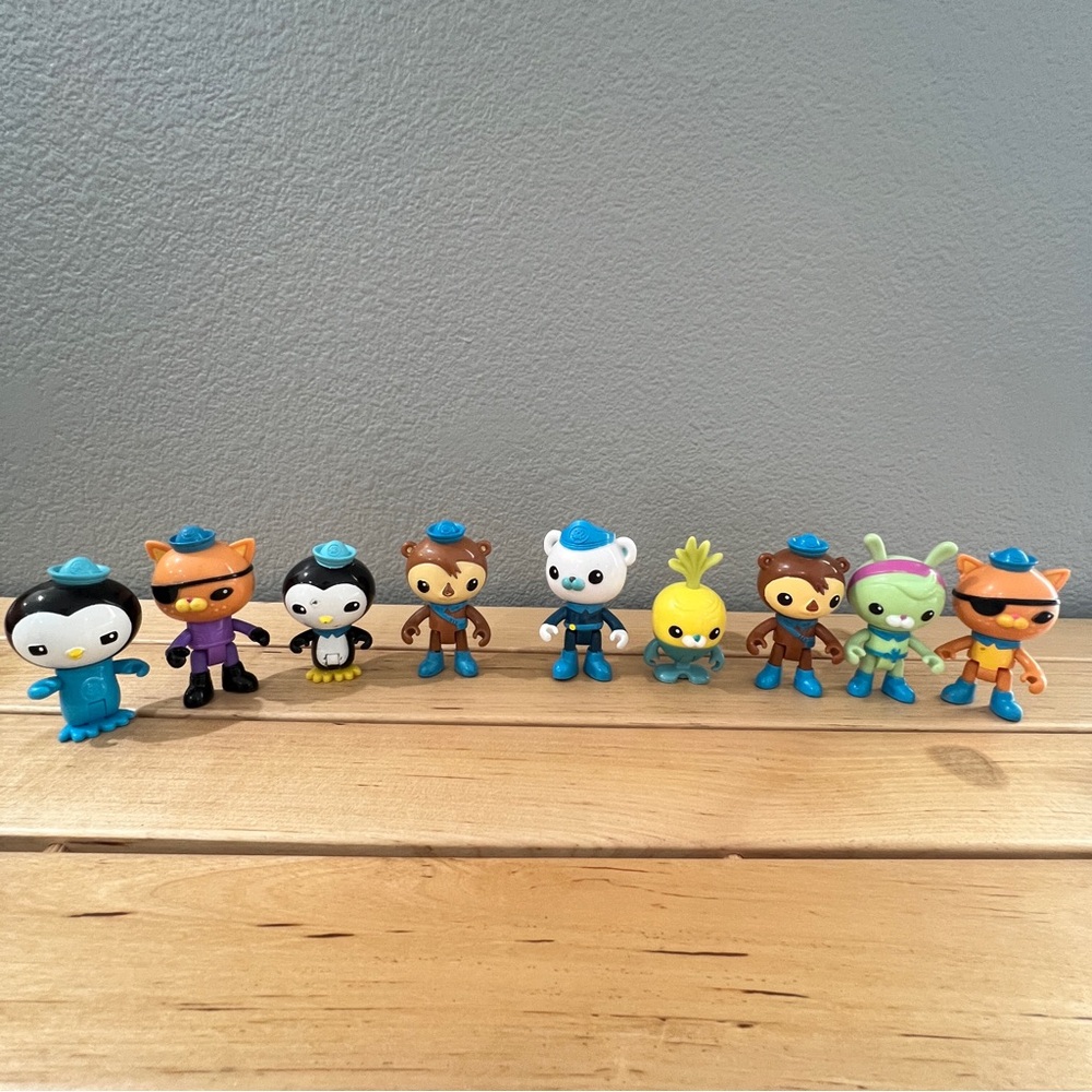 Octonauts Ocean Explorer Action Figures Set - Blue, Brown, and White
